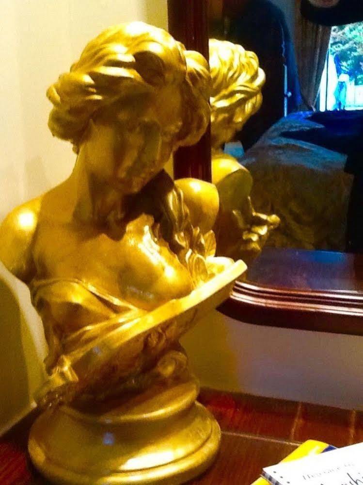 Berkeley House Ξενοδοχείο Άυρ Εξωτερικό φωτογραφία